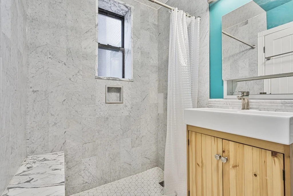Studio bed, 1 bath apartment for rent at 466 Commonwealth Ave Unit 204, Fenway — photo 6 of 12