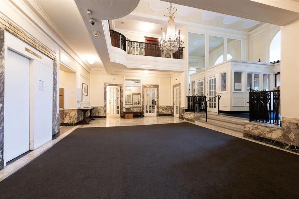 1 bed, 1 bath apartment for rent at 466 Commonwealth Ave Unit 206, Fenway — photo 4 of 22