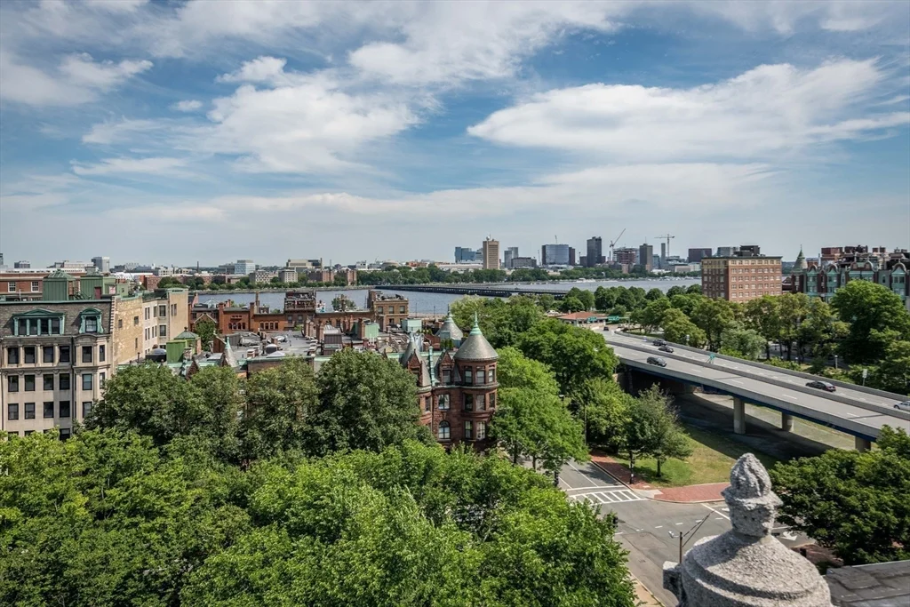 1 bed, 1 bath apartment for rent at 466 Commonwealth Ave Unit 206, Fenway — photo 20 of 22