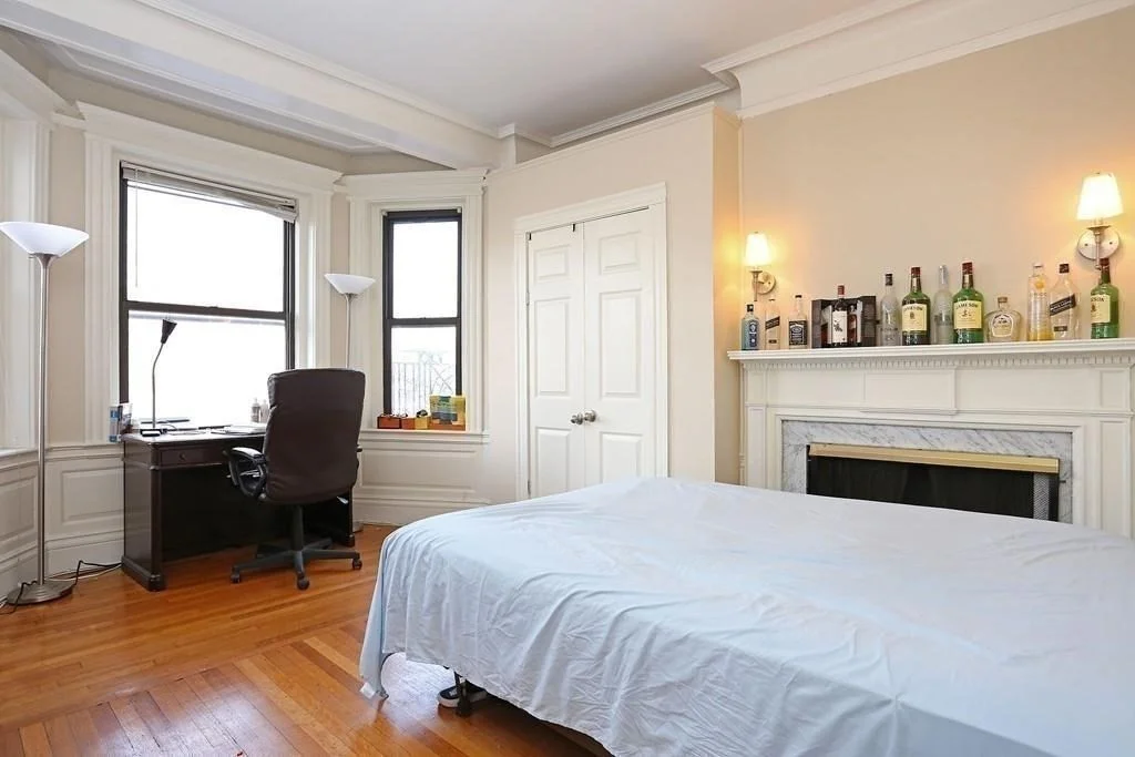 3 bed, 1 bath apartment for rent at 466 Commonwealth Ave Unit 301, Fenway — photo 7 of 17