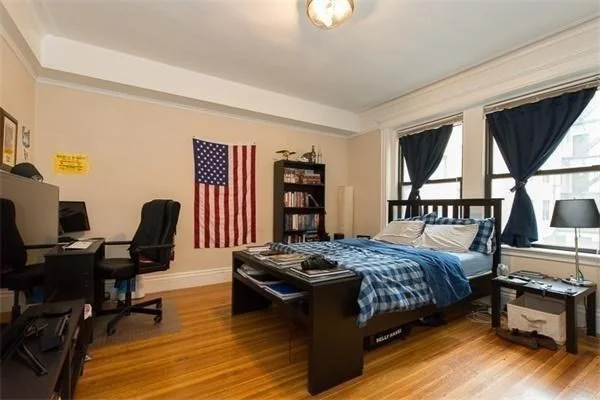 3 bed, 1 bath apartment for rent at 466 Commonwealth Ave Unit 301, Fenway — photo 6 of 17