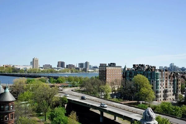 Studio bed, 1 bath apartment for rent at 466 Commonwealth Ave Unit 507, Fenway — photo 9 of 10
