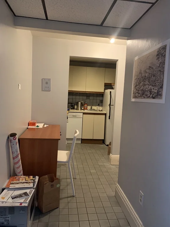 Studio bed, 1 bath apartment for rent at 466 Commonwealth Ave Unit 604, Fenway — photo 7 of 8
