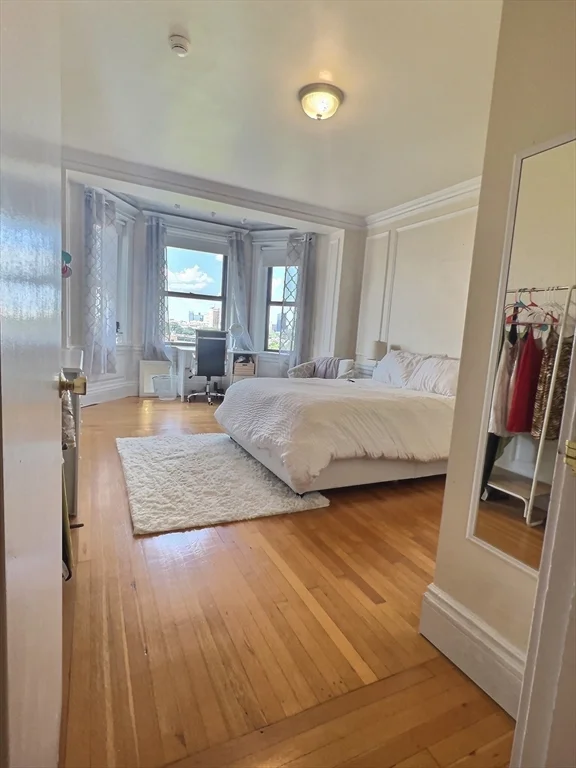 2 bed, 1 bath apartment for rent at 466 Commonwealth Ave Unit 802, Boston — photo 6 of 11