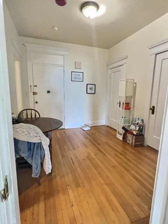 2 bed, 1 bath apartment for rent at 466 Commonwealth Ave Unit 802, Boston — photo 2 of 11