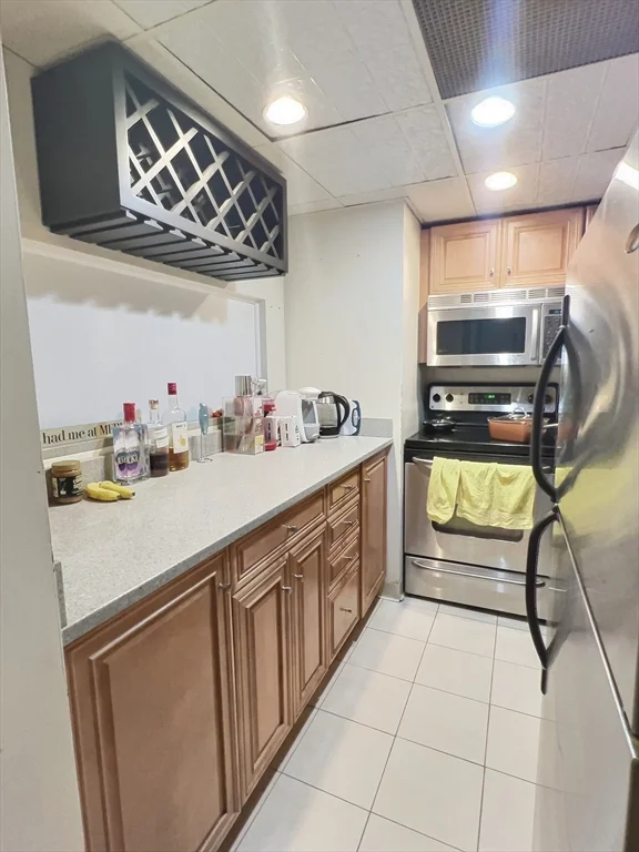 2 bed, 1 bath apartment for rent at 466 Commonwealth Ave Unit 802, Boston — photo 4 of 11