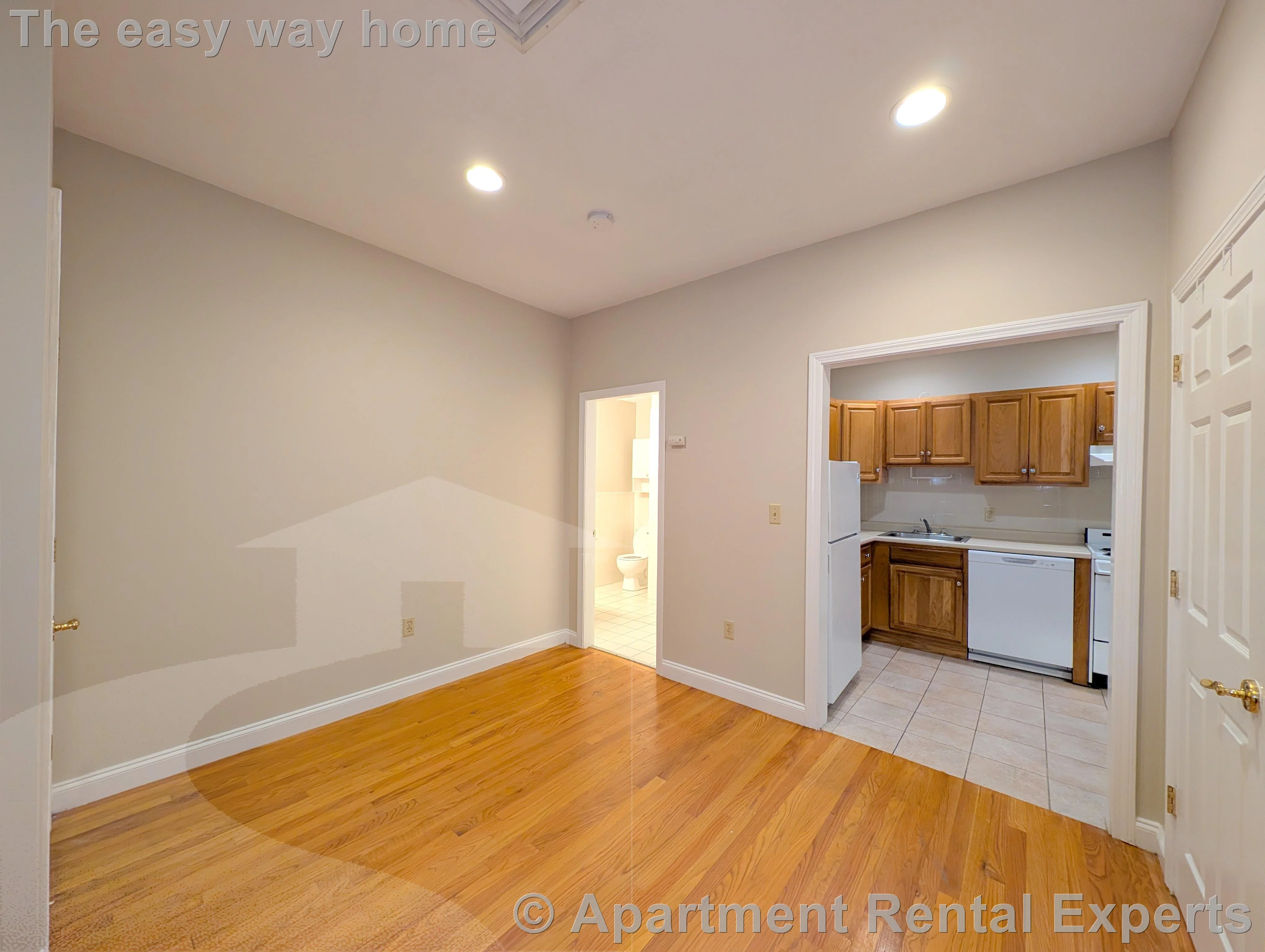 1 bed, 1 bath apartment for rent at 466 Green St Unit 2, Central Square — photo 6 of 9