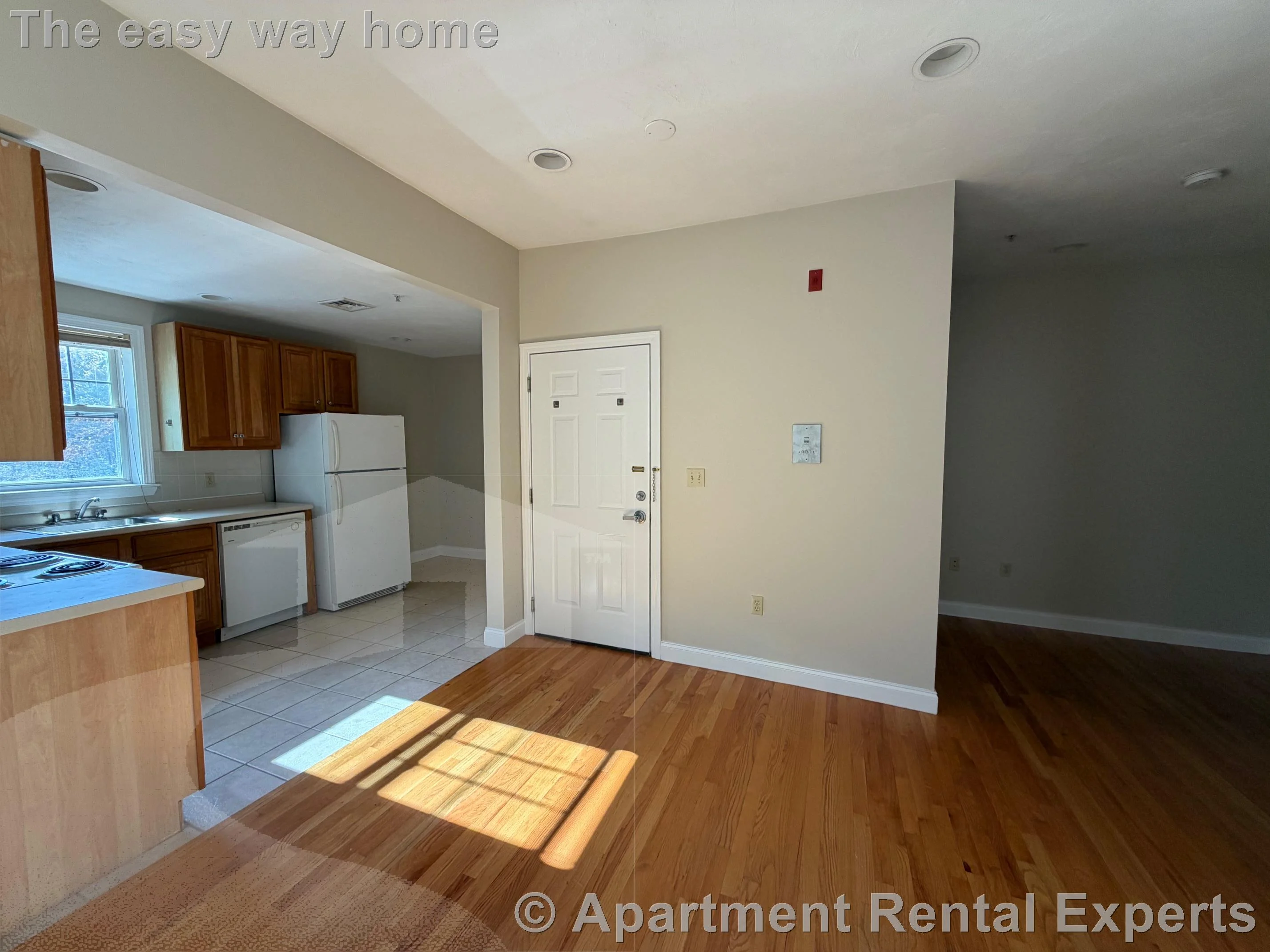 1 bed, 1 bath apartment for rent at 466 Green St Unit 9, Central Square — photo 9 of 11