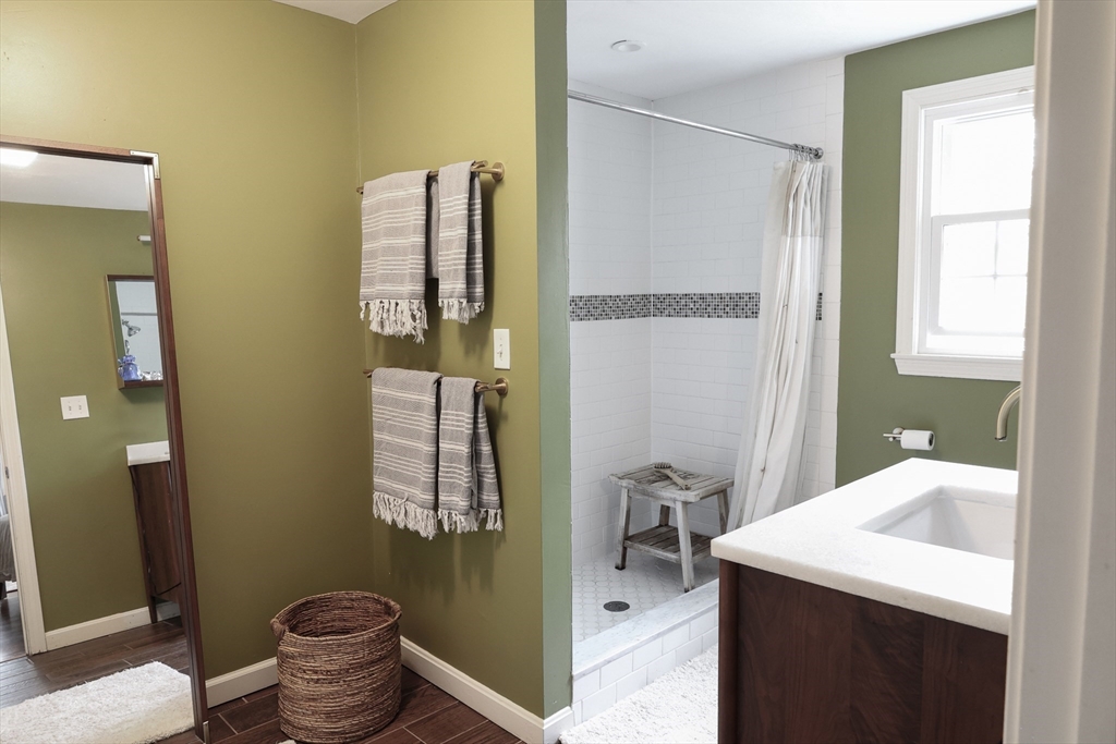 4 bed, 2 bath apartment for rent at 466 Longley Rd, Groton — photo 22 of 29