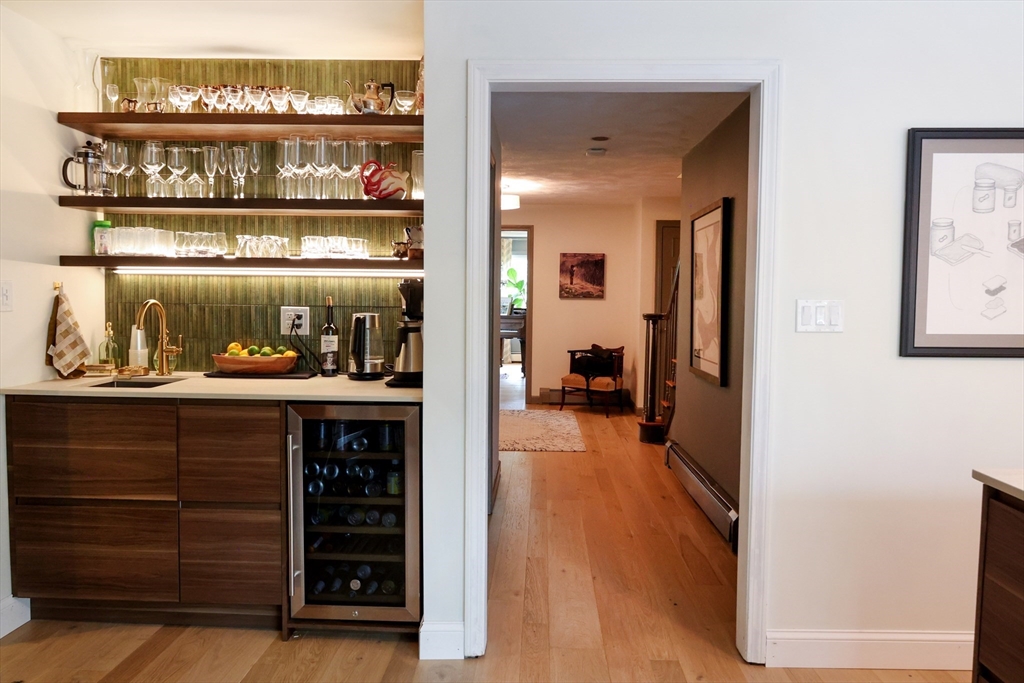 4 bed, 2 bath apartment for rent at 466 Longley Rd, Groton — photo 5 of 29