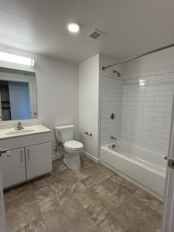 Studio bed, 1 bath apartment for rent at 466 River St Unit 217, Mattapan — photo 5 of 18