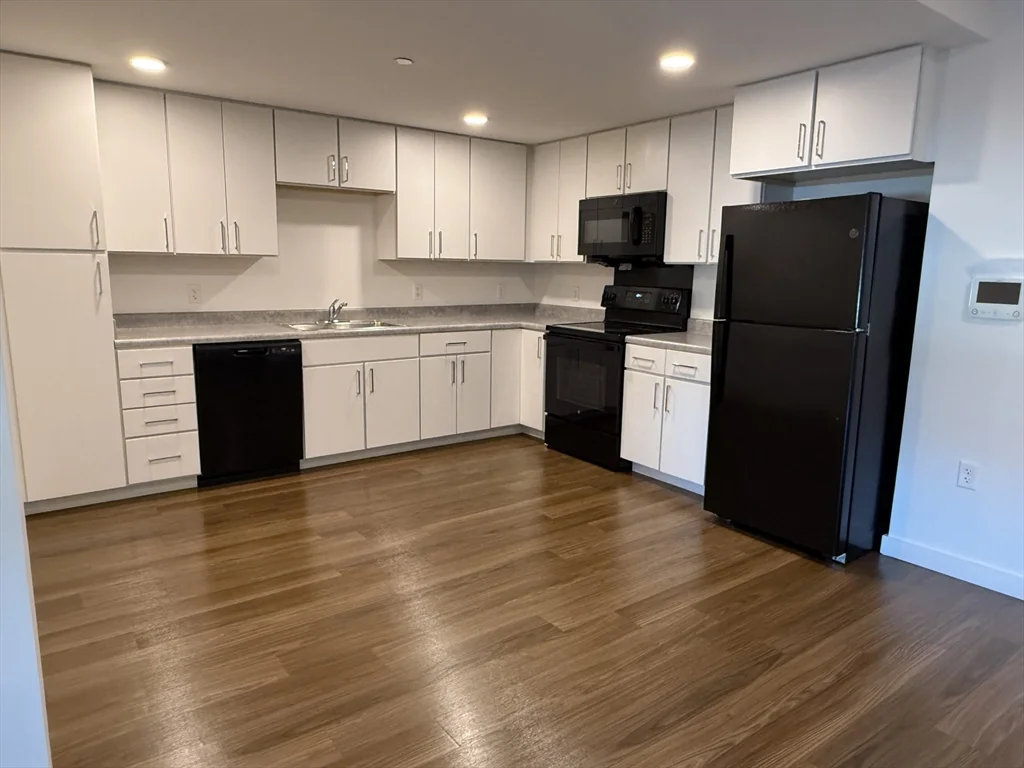 2 bed, 1 bath apartment for rent at 466 River St Unit 308, Mattapan