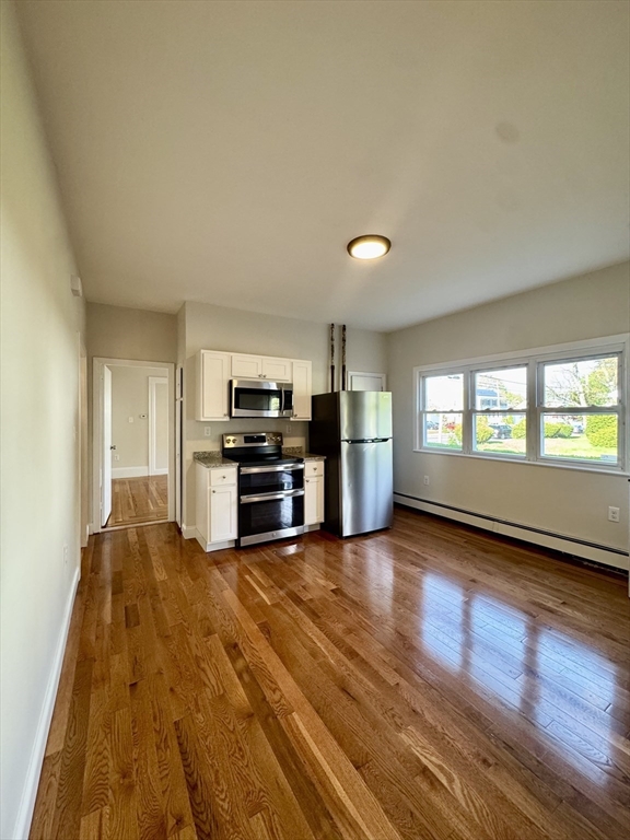 4 bed, 1 bath apartment for rent at 467 Crescent St Unit 1, Brockton — photo 2 of 19
