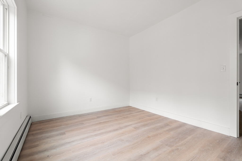1 bed, 1 bath apartment for rent at 467 E 3rd St Unit 1, South Boston — photo 13 of 18