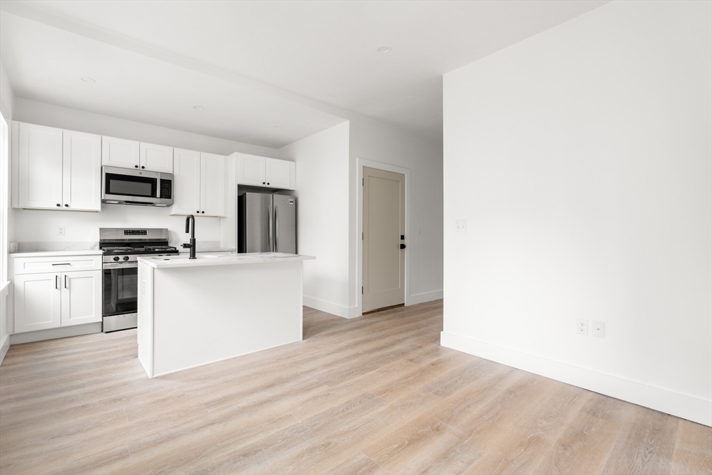 1 bed, 1 bath apartment for rent at 467 E 3rd St Unit 1, South Boston