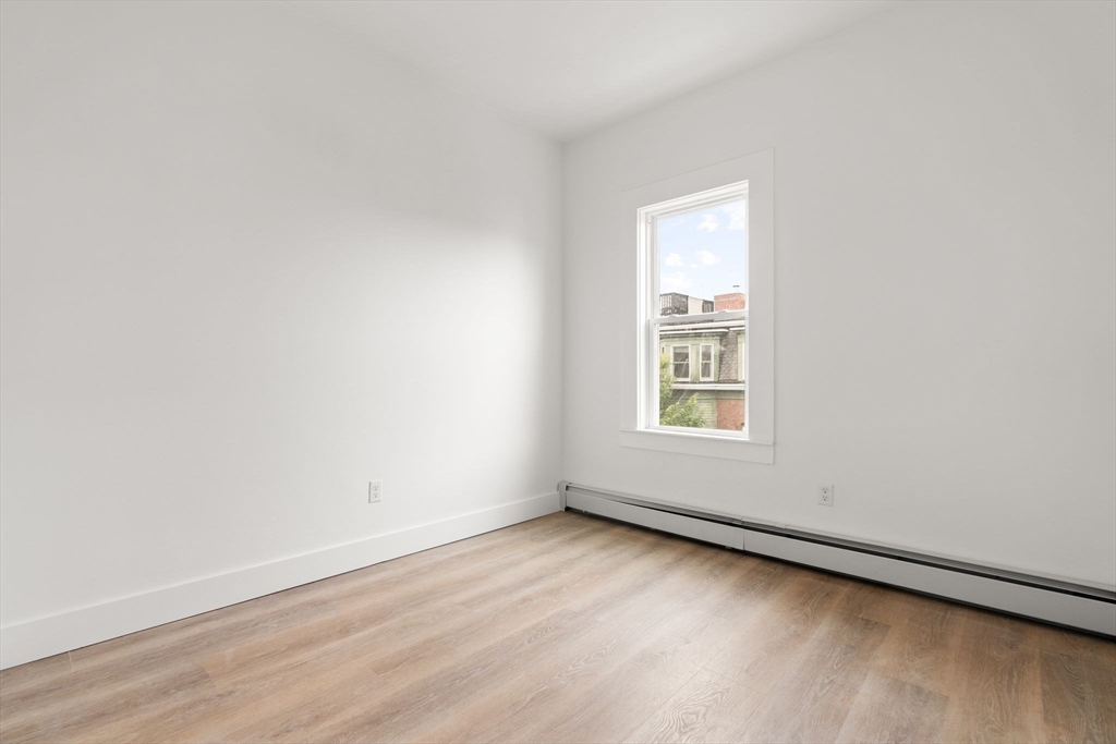 2 bed, 1 bath apartment for rent at 467 E 3rd St Unit 3, South Boston — photo 11 of 19