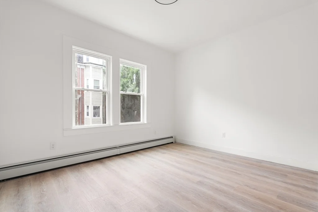 1 bed, 1 bath apartment for rent at 467 E 3rd St Unit 1, South Boston — photo 11 of 18