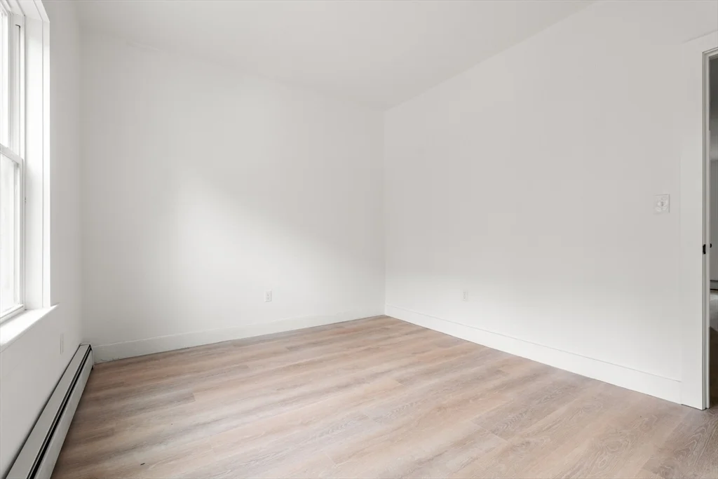 1 bed, 1 bath apartment for rent at 467 E 3rd St Unit 1, South Boston — photo 13 of 18
