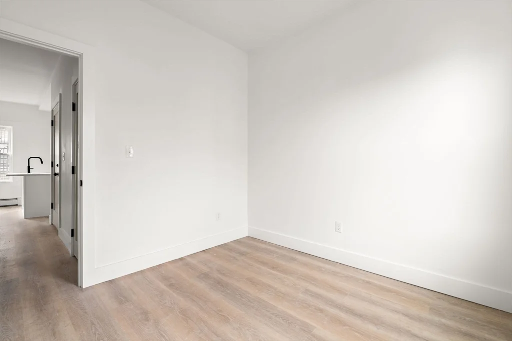 2 bed, 1 bath apartment for rent at 467 E 3rd St Unit 3, South Boston — photo 12 of 19