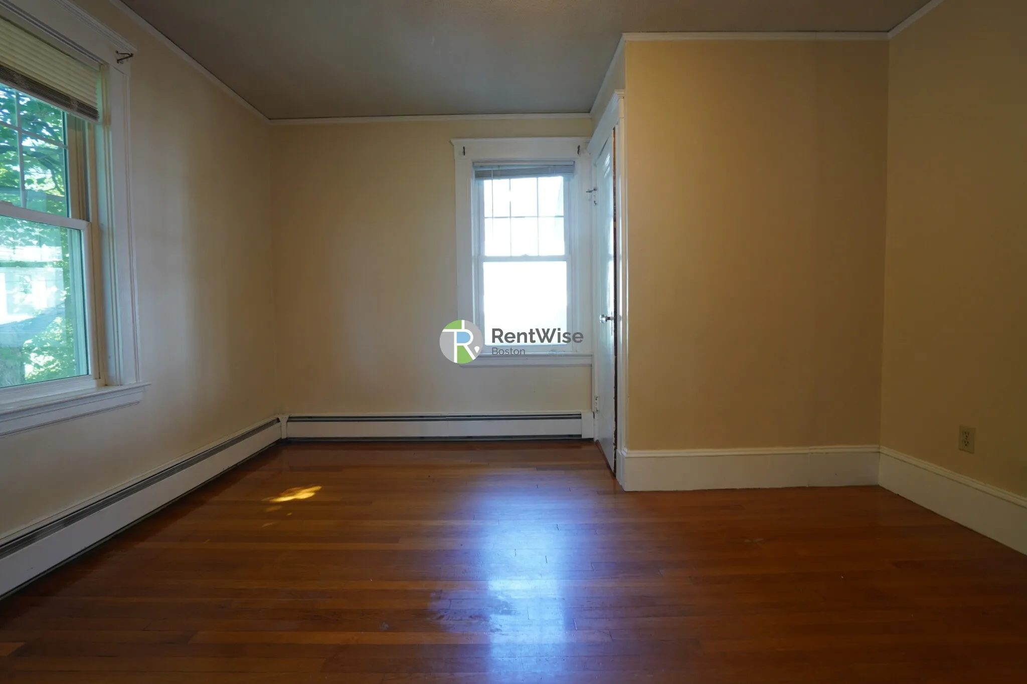 3 bed, 1 bath apartment for rent at 467 Washington St Unit 2, Brighton — photo 14 of 19