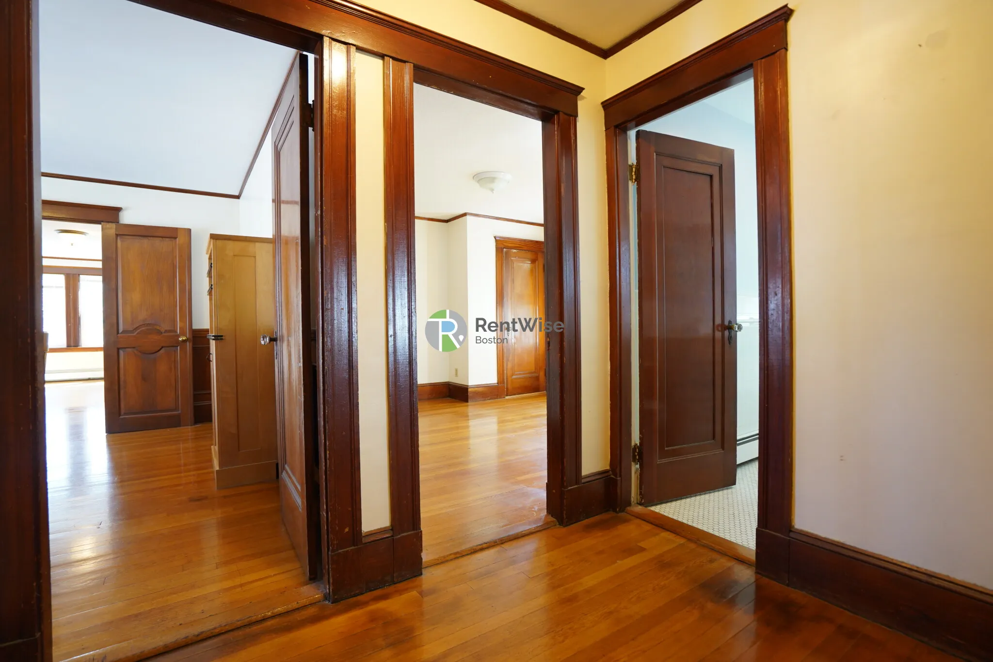 3 bed, 1 bath apartment for rent at 467 Washington St Unit 2, Brighton — photo 12 of 19