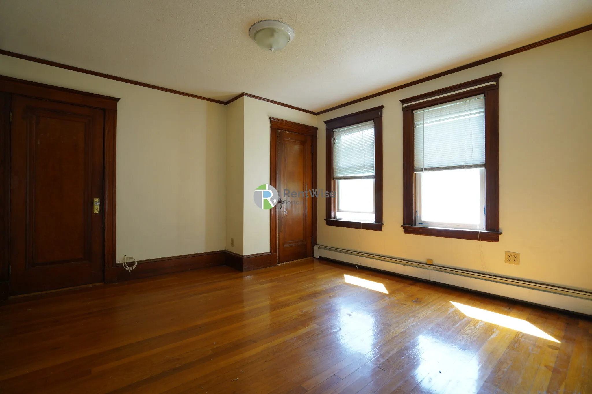 3 bed, 1 bath apartment for rent at 467 Washington St Unit 2, Brighton — photo 9 of 19
