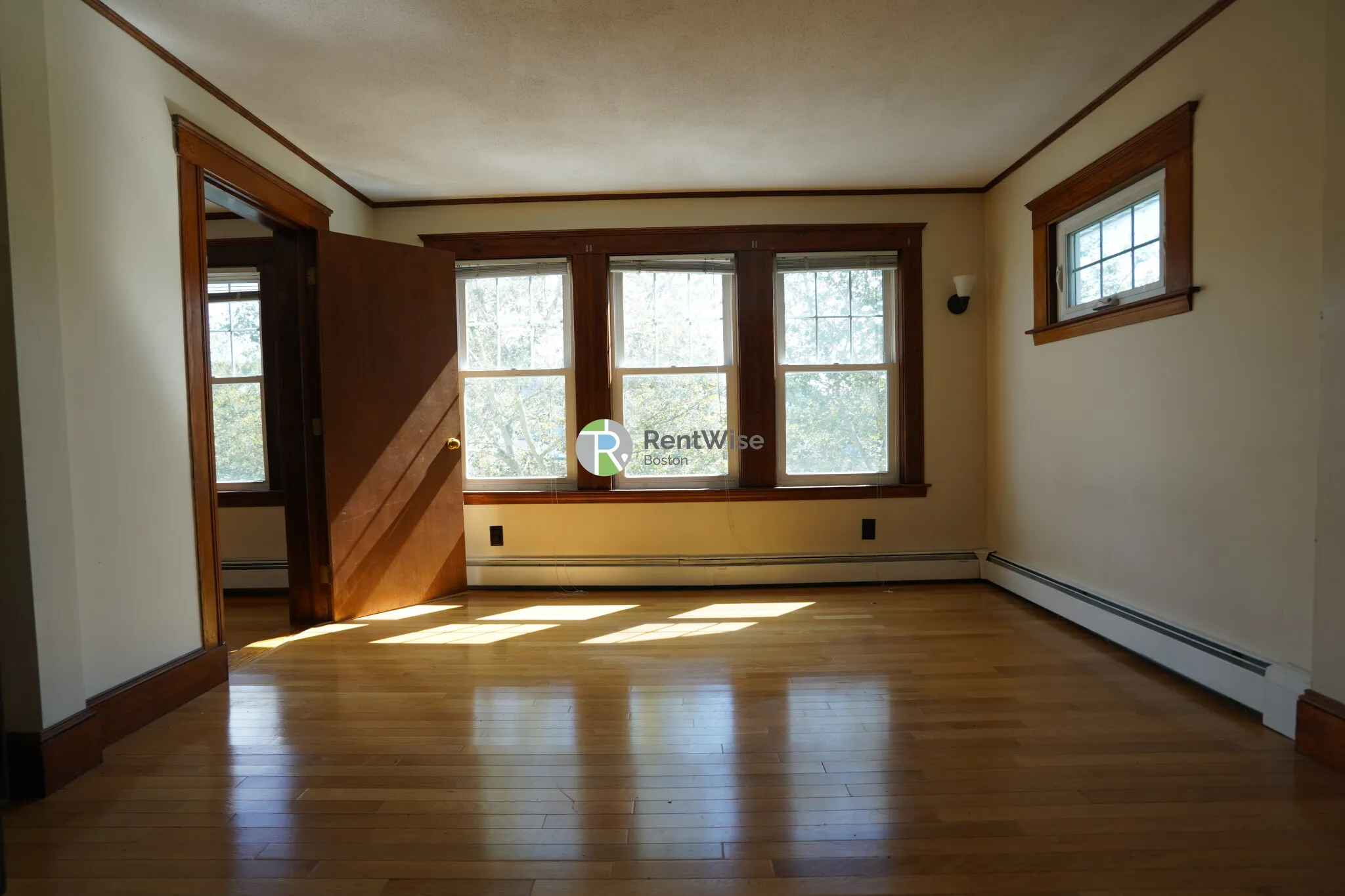 3 bed, 1 bath apartment for rent at 467 Washington St Unit 2, Brighton — photo 18 of 19