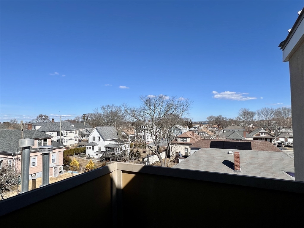 3 bed, 2 bath apartment for rent at 468 Brock Ave Unit 1S, South — photo 13 of 21