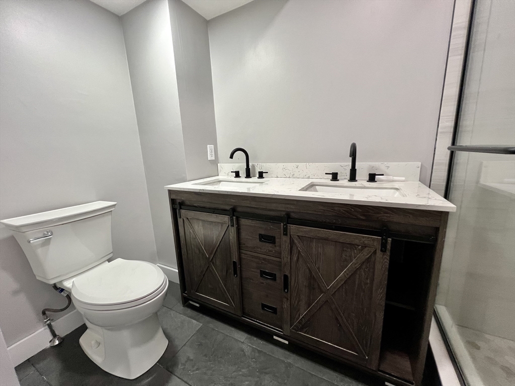 3 bed, 2 bath apartment for rent at 468 Brock Ave Unit 1S, South — photo 17 of 21