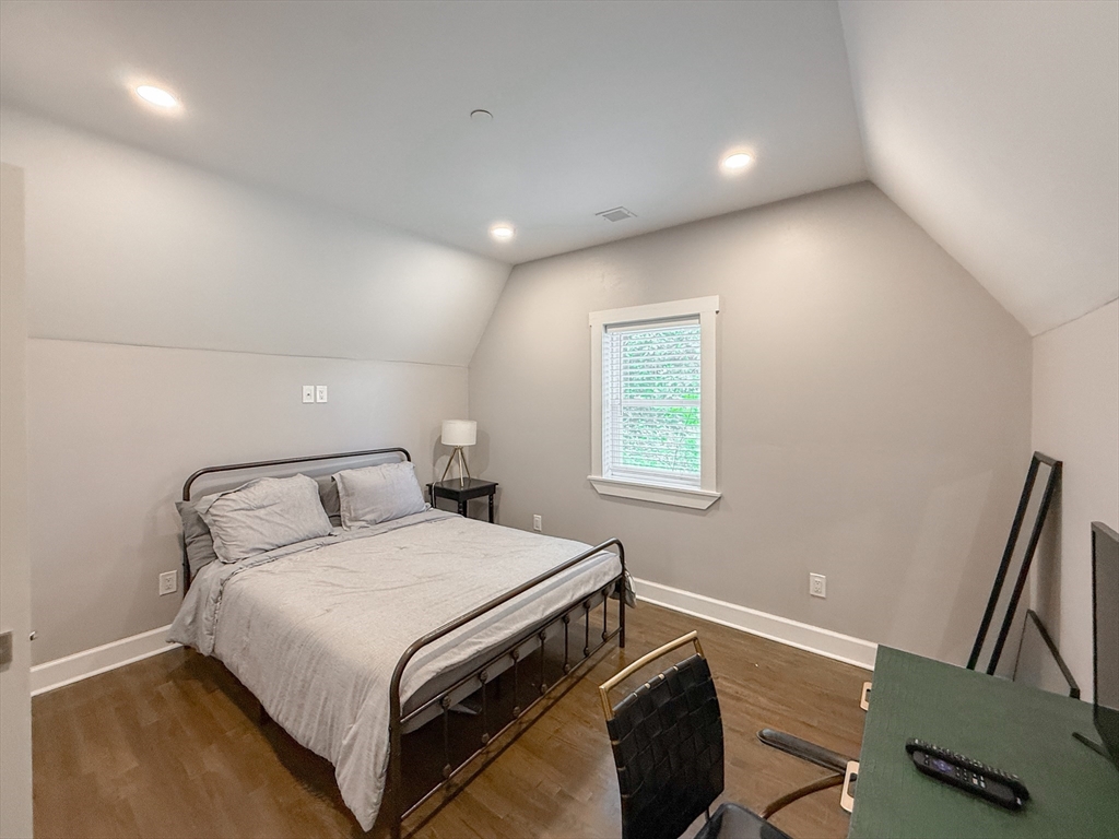 2 bed, 1 bath apartment for rent at 468 Salem St Unit 4, Malden — photo 12 of 17