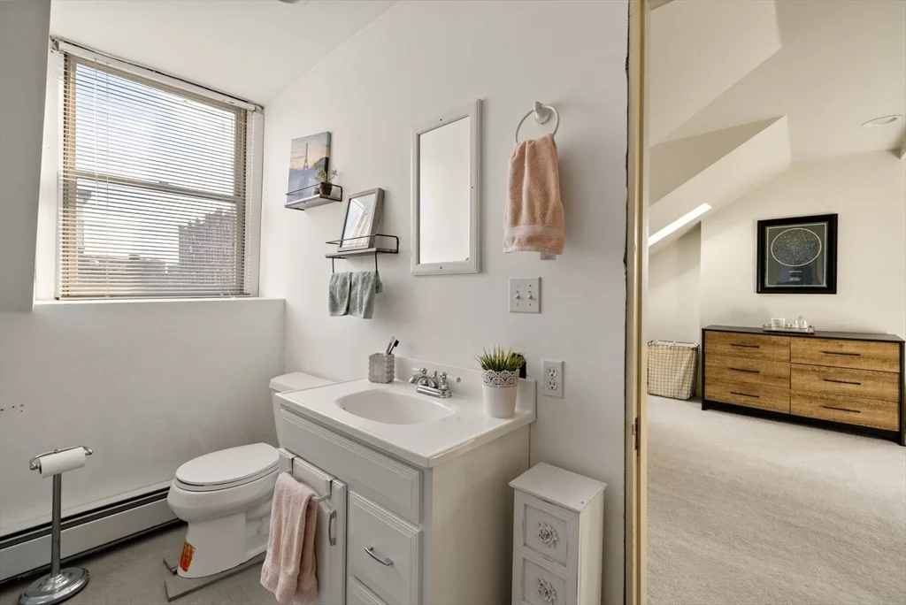 2 bed, 1 bath apartment for rent at 468 Shawmut Ave Unit 2, South End — photo 17 of 30