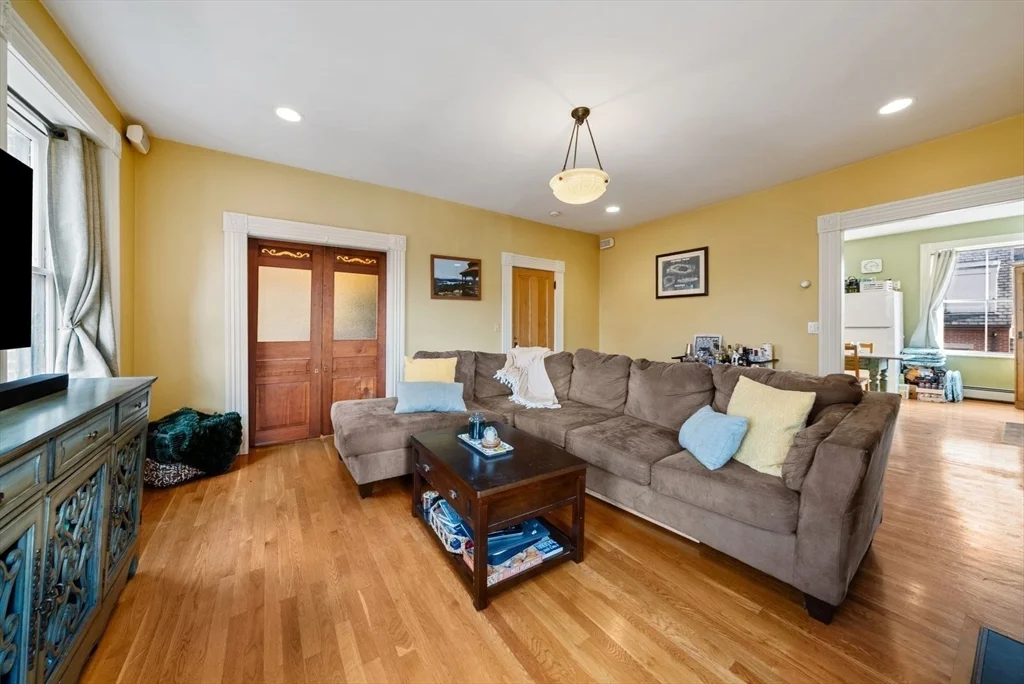2 bed, 1 bath apartment for rent at 468 Shawmut Ave Unit 2, South End — photo 6 of 30