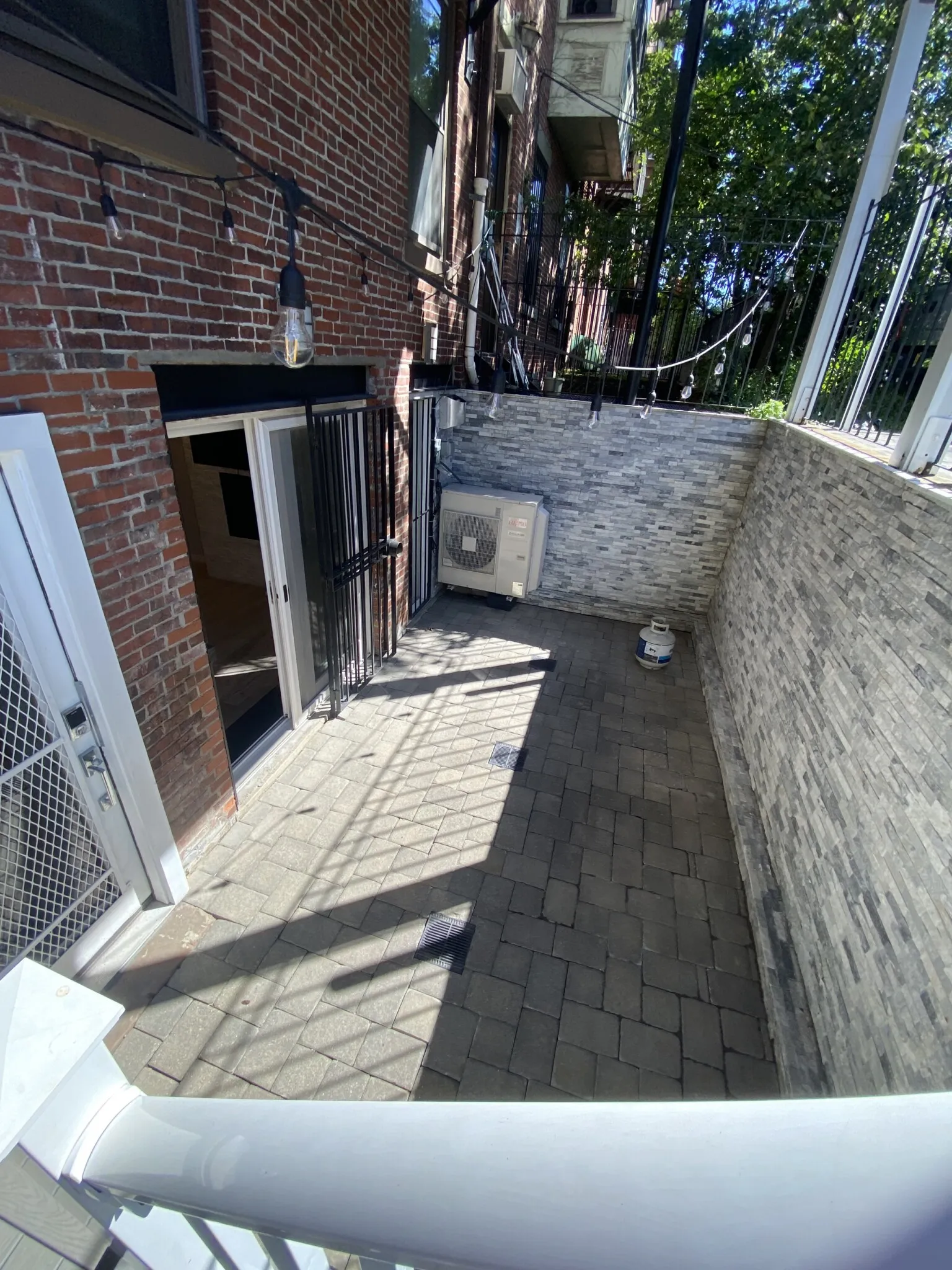 3 bed, 3 bath apartment for rent at 469 Massachusetts Ave Unit 1, South End — photo 33 of 39