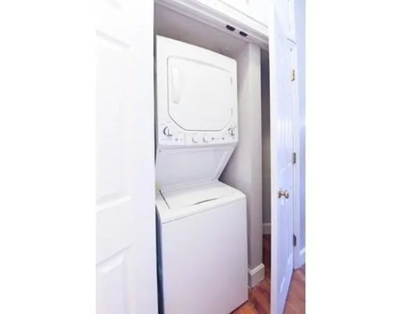 3 bed, 1 bath apartment for rent at 469 Massachusetts Ave Unit 3, Roxbury — photo 25 of 28