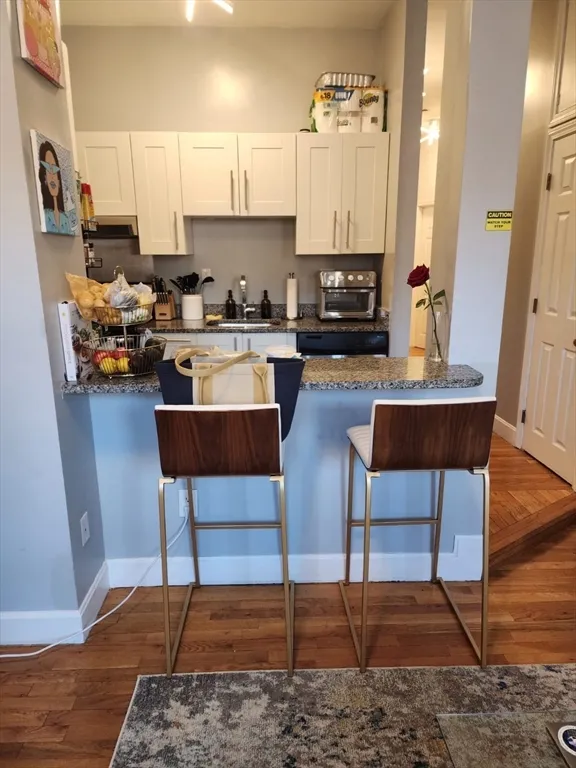 3 bed, 1 bath apartment for rent at 469 Massachusetts Ave Unit 3, Roxbury — photo 8 of 28