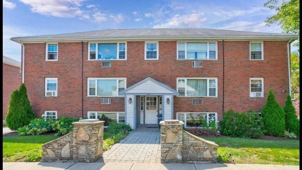 1 bed, 1 bath apartment for rent at 469 Sea St Unit 1, Quincy — photo 5 of 7