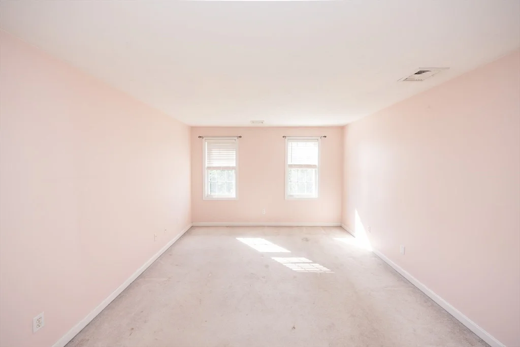 3 bed, 2 bath apartment for rent at 469 Walnut St, Shrewsbury — photo 26 of 34