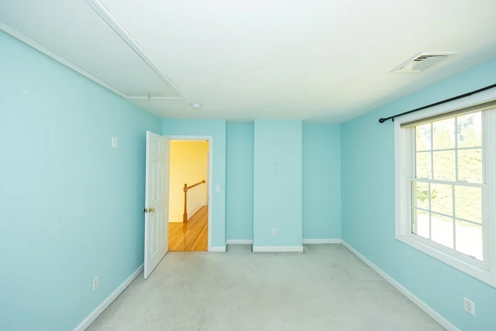 3 bed, 2 bath apartment for rent at 469 Walnut St, Shrewsbury — photo 23 of 34