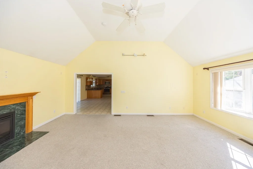 3 bed, 2 bath apartment for rent at 469 Walnut St, Shrewsbury — photo 14 of 34