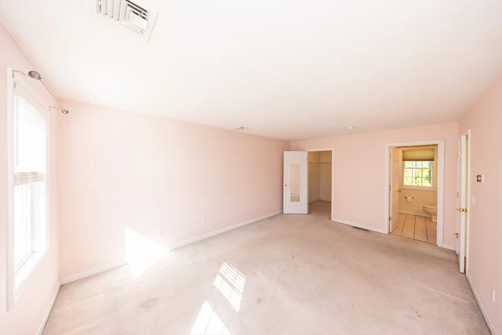 3 bed, 2 bath apartment for rent at 469 Walnut St, Shrewsbury — photo 28 of 34