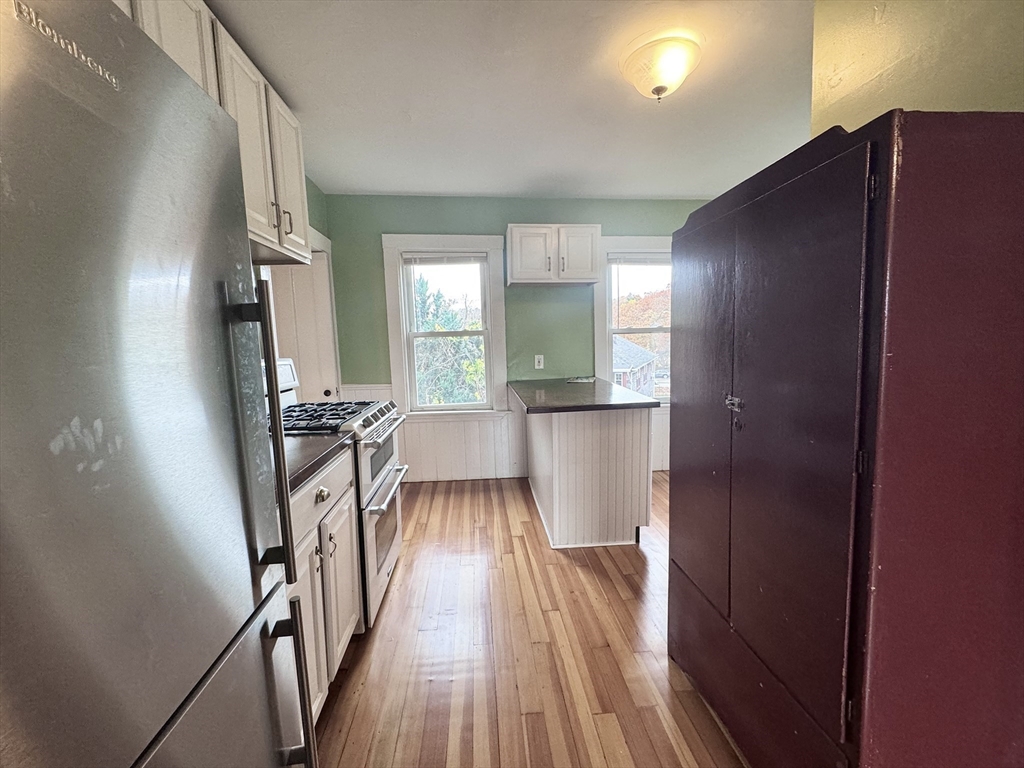 2 bed, 1 bath apartment for rent at 47 1/2 Jamaica St Unit 2, Jamaica Plain — photo 2 of 12