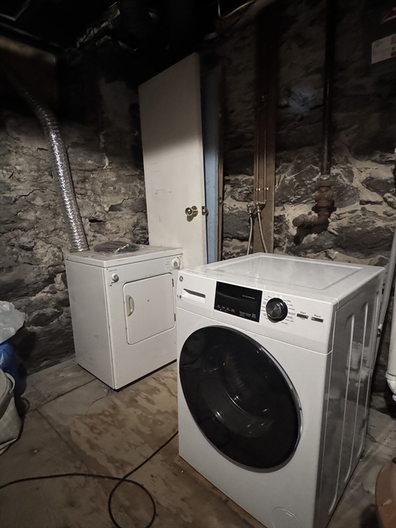 2 bed, 1 bath apartment for rent at 47 1/2 Jamaica St Unit 2, Jamaica Plain — photo 12 of 12