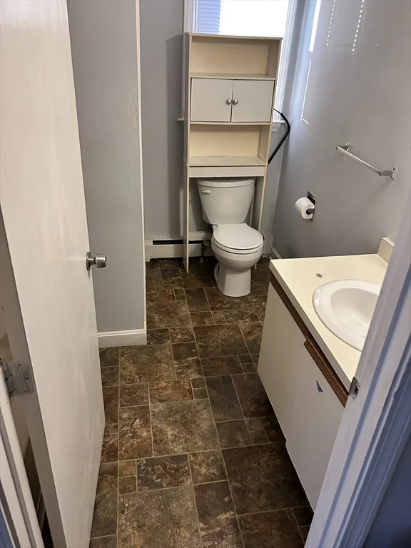 1 bed, 1 bath apartment for rent at 47 4th Ave Unit 1, Haverhill — photo 9 of 11