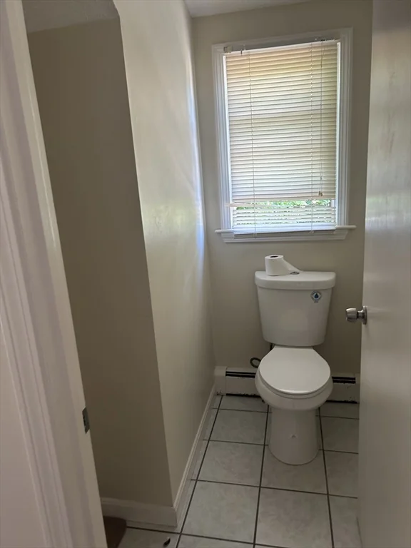 2 bed, 1 bath apartment for rent at 47 4th Ave Unit 4, Haverhill — photo 6 of 8