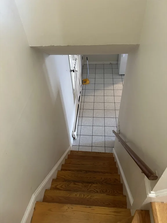 2 bed, 1 bath apartment for rent at 47 4th Ave Unit 4, Haverhill — photo 7 of 8