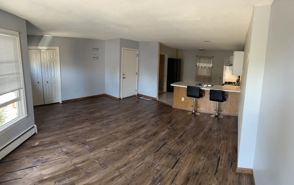 2 bed, 1 bath apartment for rent at 47 4th Ave Unit 4, Haverhill — photo 3 of 8