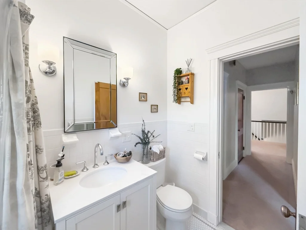 2 bed, 1 bath apartment for rent at 47 Ainsworth St Unit 2, Roslindale — photo 11 of 23