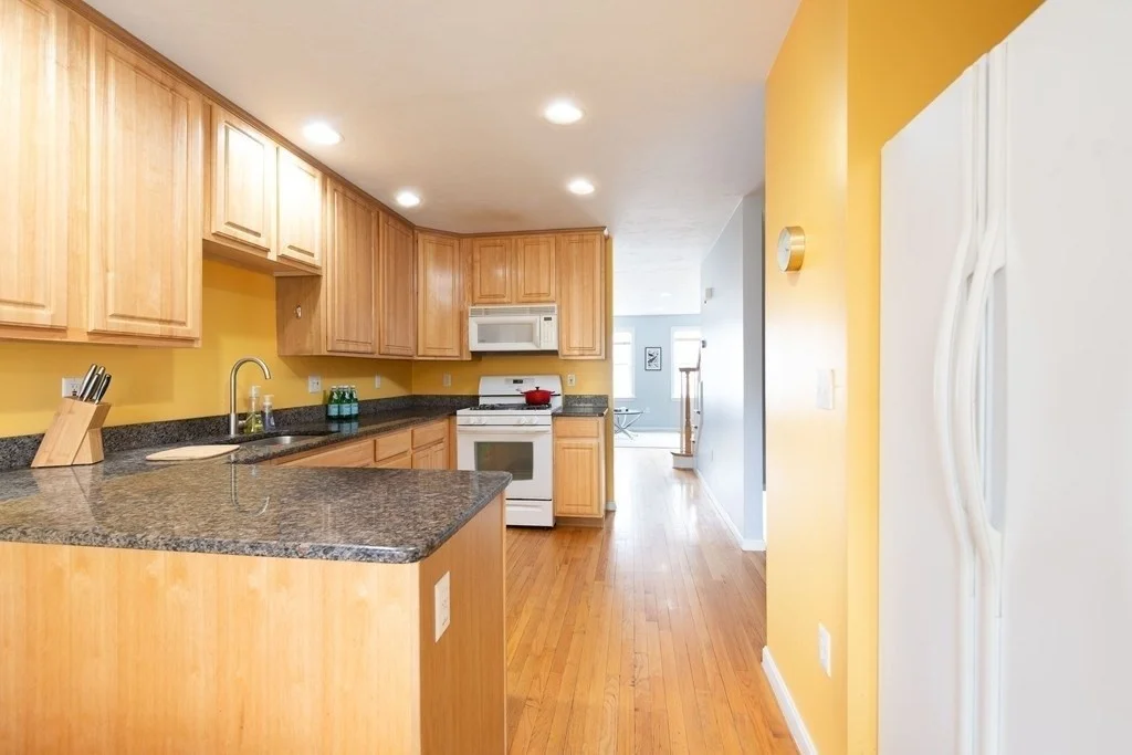2 bed, 1 bath apartment for rent at 47 Alder St Unit 28, Waltham — photo 2 of 18