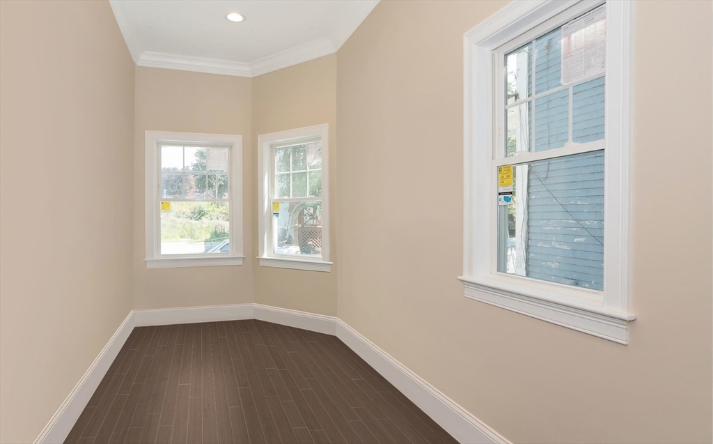 4 bed, 3 bath apartment for rent at 47 Alpine St Unit 1, Roxbury — photo 8 of 11
