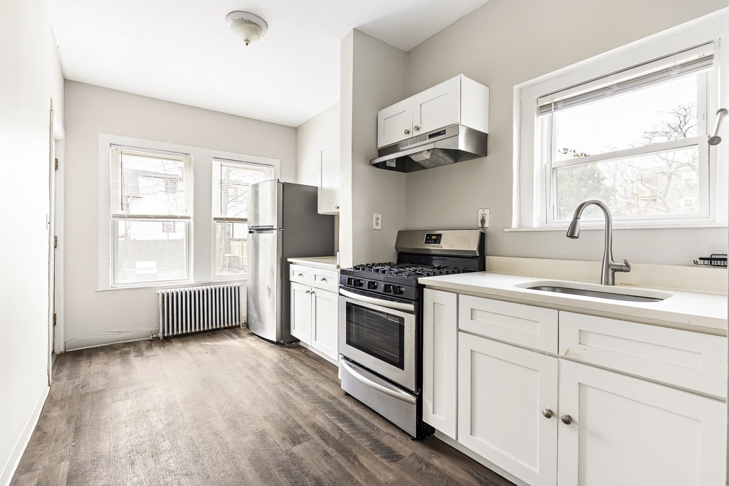 2 bed, 1 bath apartment for rent at 47 Appleton St Unit 2, Quincy — photo 1 of 10